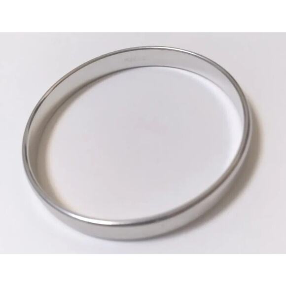 Vintage Monet Bangle Bracelet Silver Tone Signed Slip-on - Picture 6 of 8